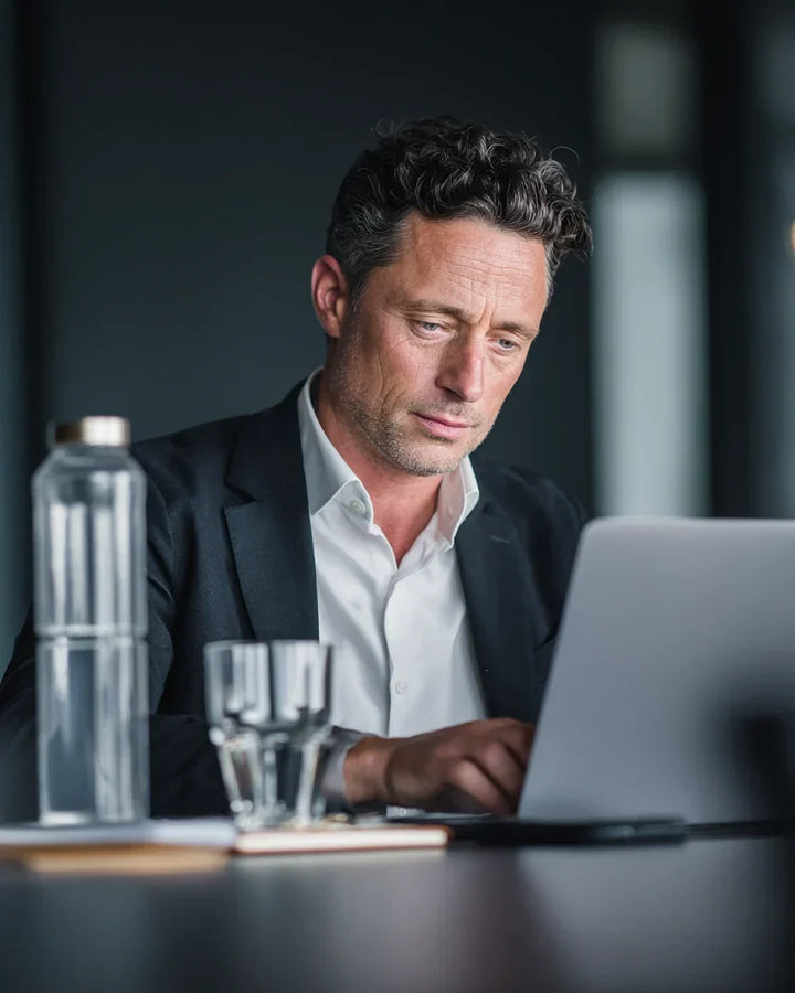 Stress chronique au travail : symptômes et solutions
